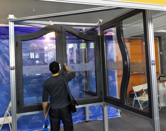 突破想象 奇特的铝合金门窗，技术与艺术的极致融合